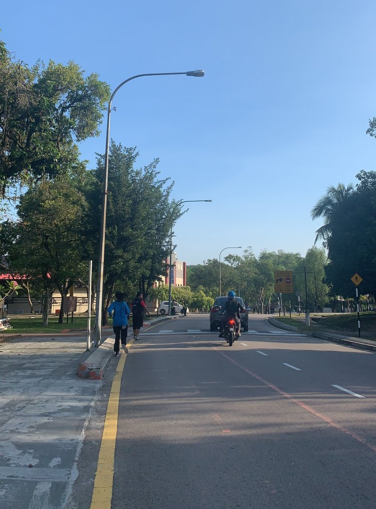 CFB9856B-0B8F-40FC-97F2-35DAED32F733.jpg.3