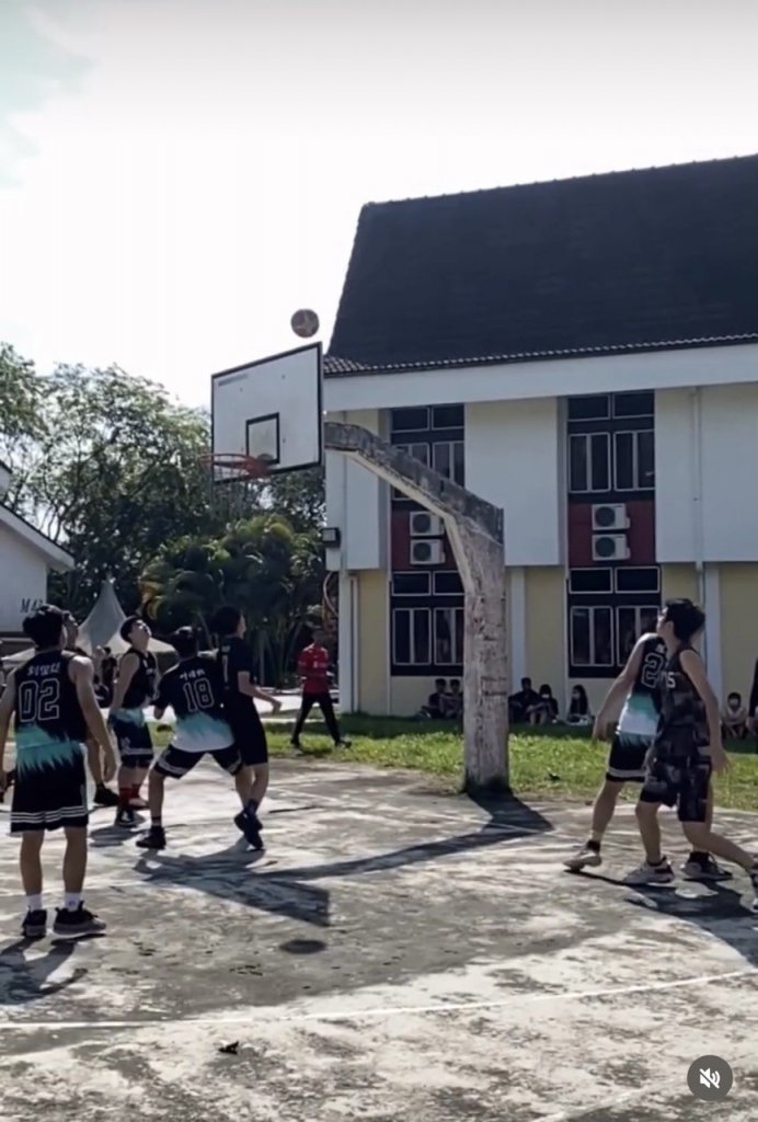 photo_6118348838239581335_y.jpg.2