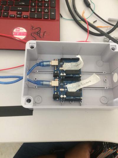 I use 2 arduinos for the robot