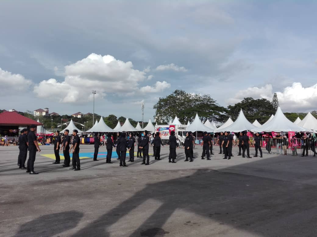 WhatsApp Image 2018-12-16 at 09.58.01(3).jpeg