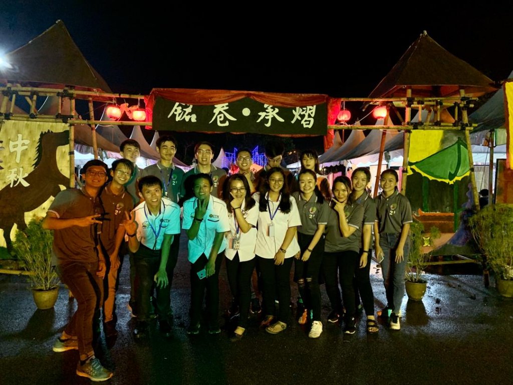 chinese mooncake festival.jpeg