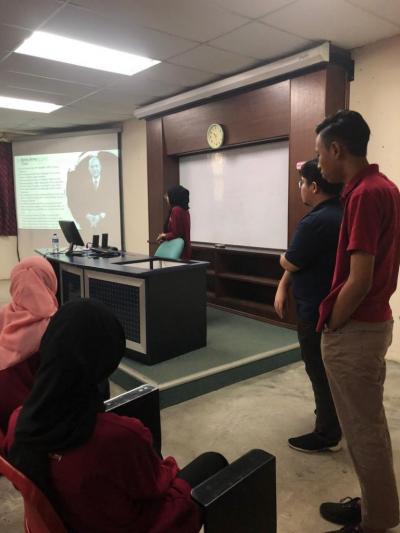 Conducting a class activity