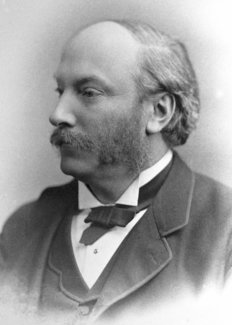 strutt-12842-content-portrait-mobile-tiny.jpg