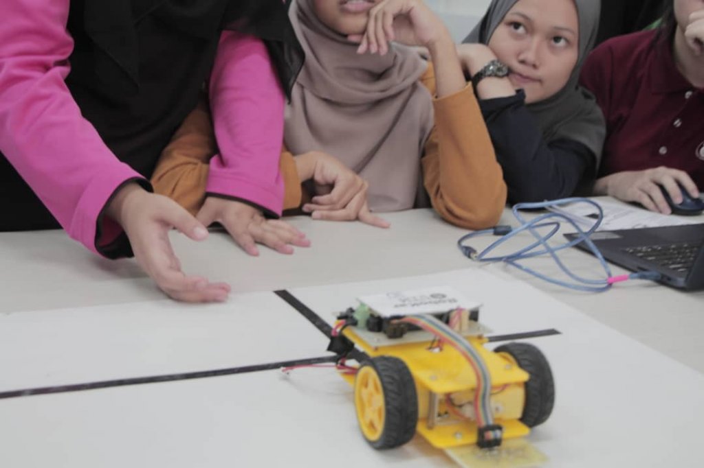 WhatsApp Image 2019-12-09 at 2.39.09 PM.jpeg