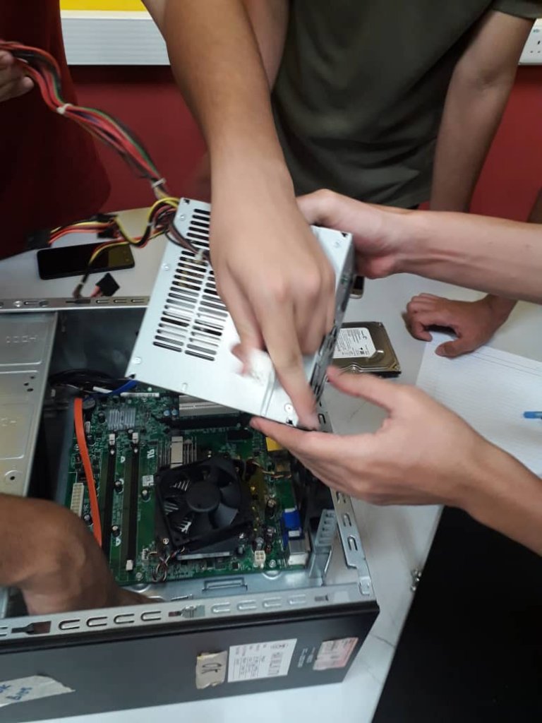 WhatsApp Image 2019-12-27 at 17.10.40(1).jpeg